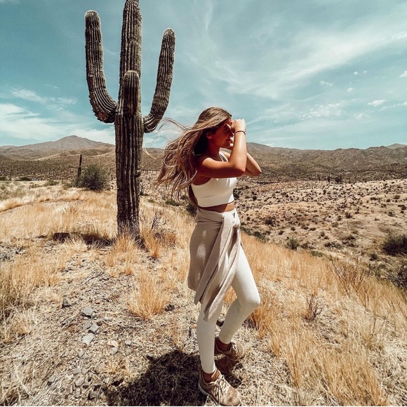 Ivory Ribbed Legging Set - Picture 2 of 10